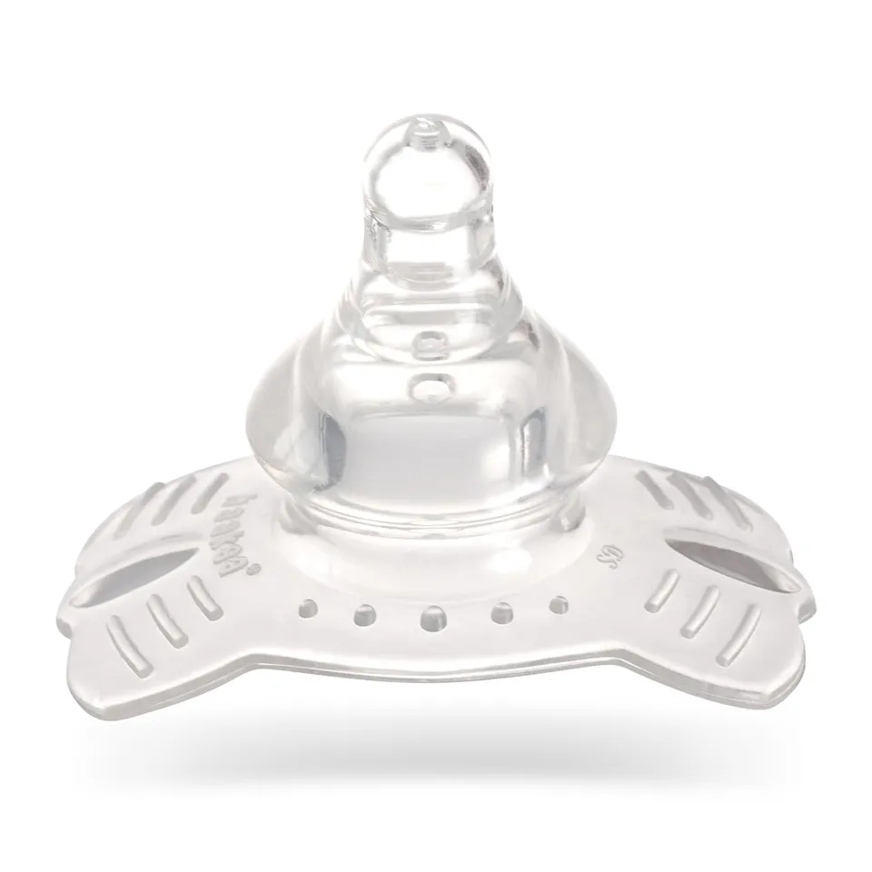 haakaa-butterfly-nipple-shields-for-nursing-100-silicone-with-carry-case-1-pack image 1