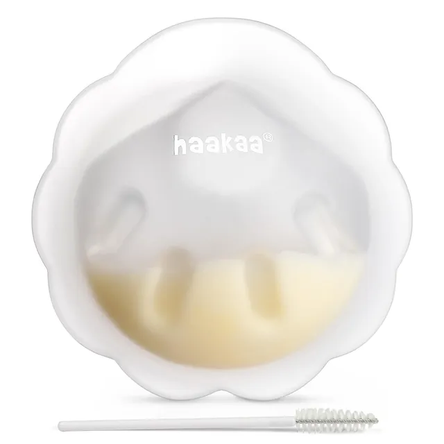 haakaa-petal-soft-silicone-milk-collector-reusable-breast-shell-with-cleaning-br image 1