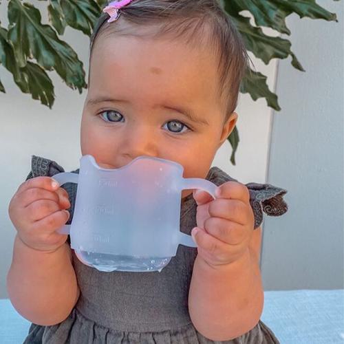 haakaa-silicone-baby-drinking-cup-easy-grip-drop-proof-open-cup-for-independent- image 7