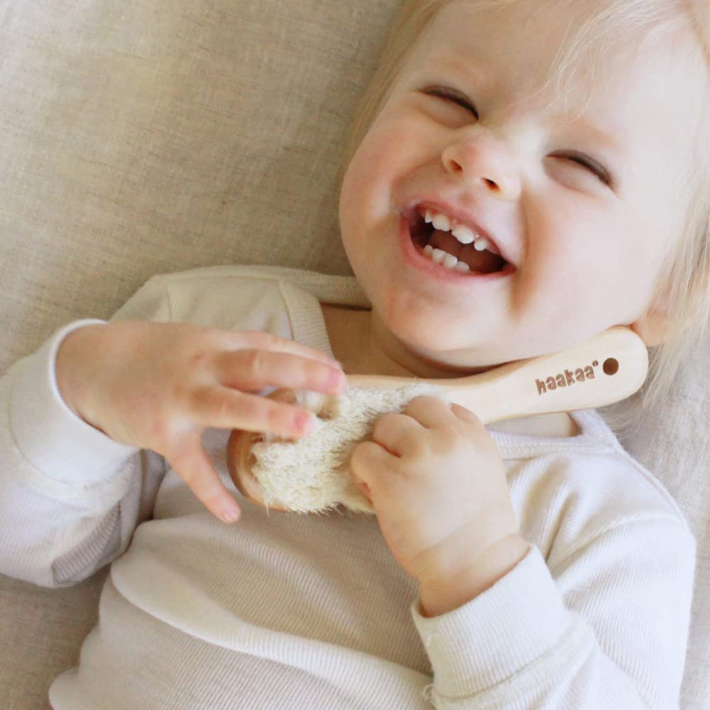 haakaa-electric-baby-nail-trimmer-wooden-baby-hair-brush-set image 8