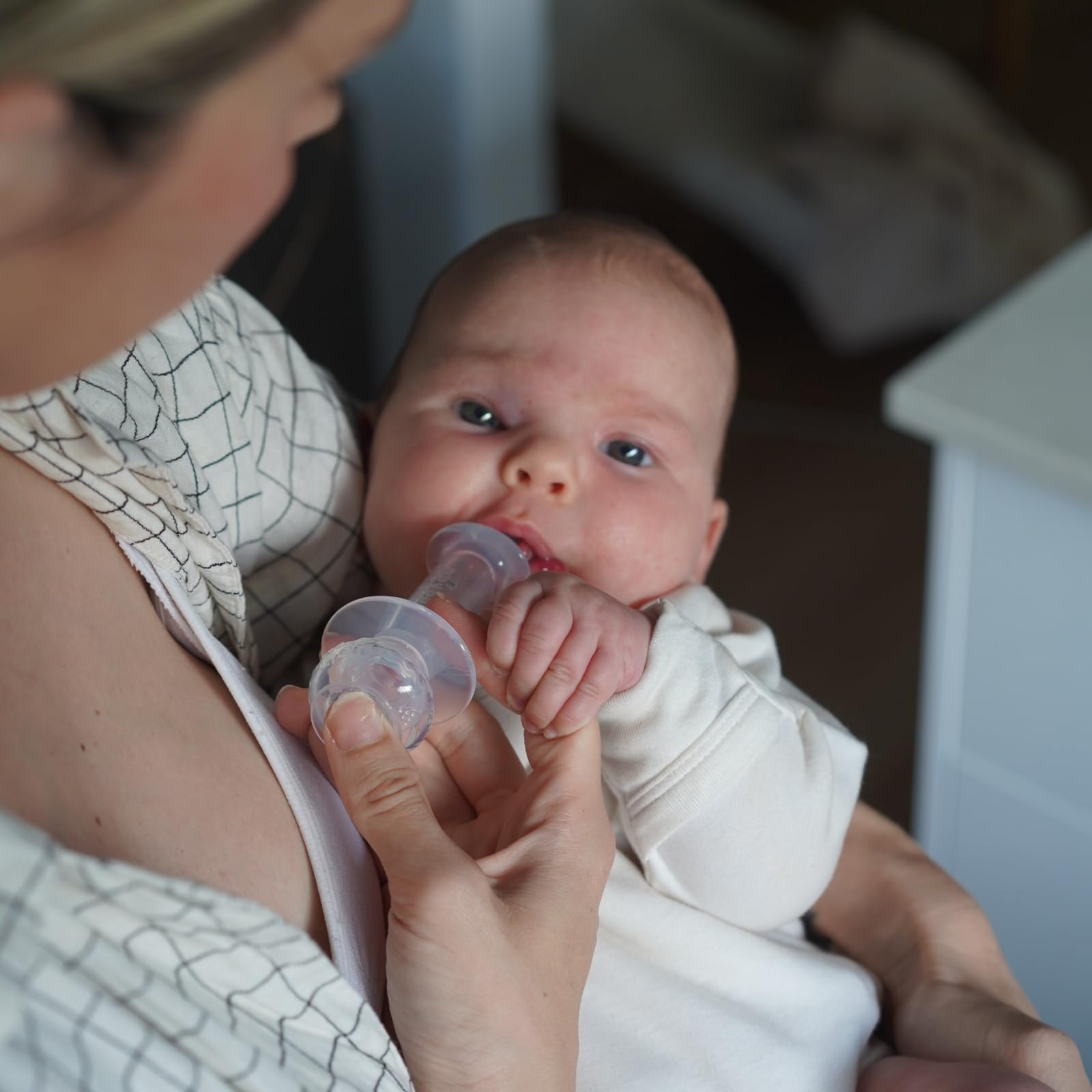 haakaa-baby-medicine-dispenser-with-silicone-bulb-effortless-liquid-medicine-syr image 7