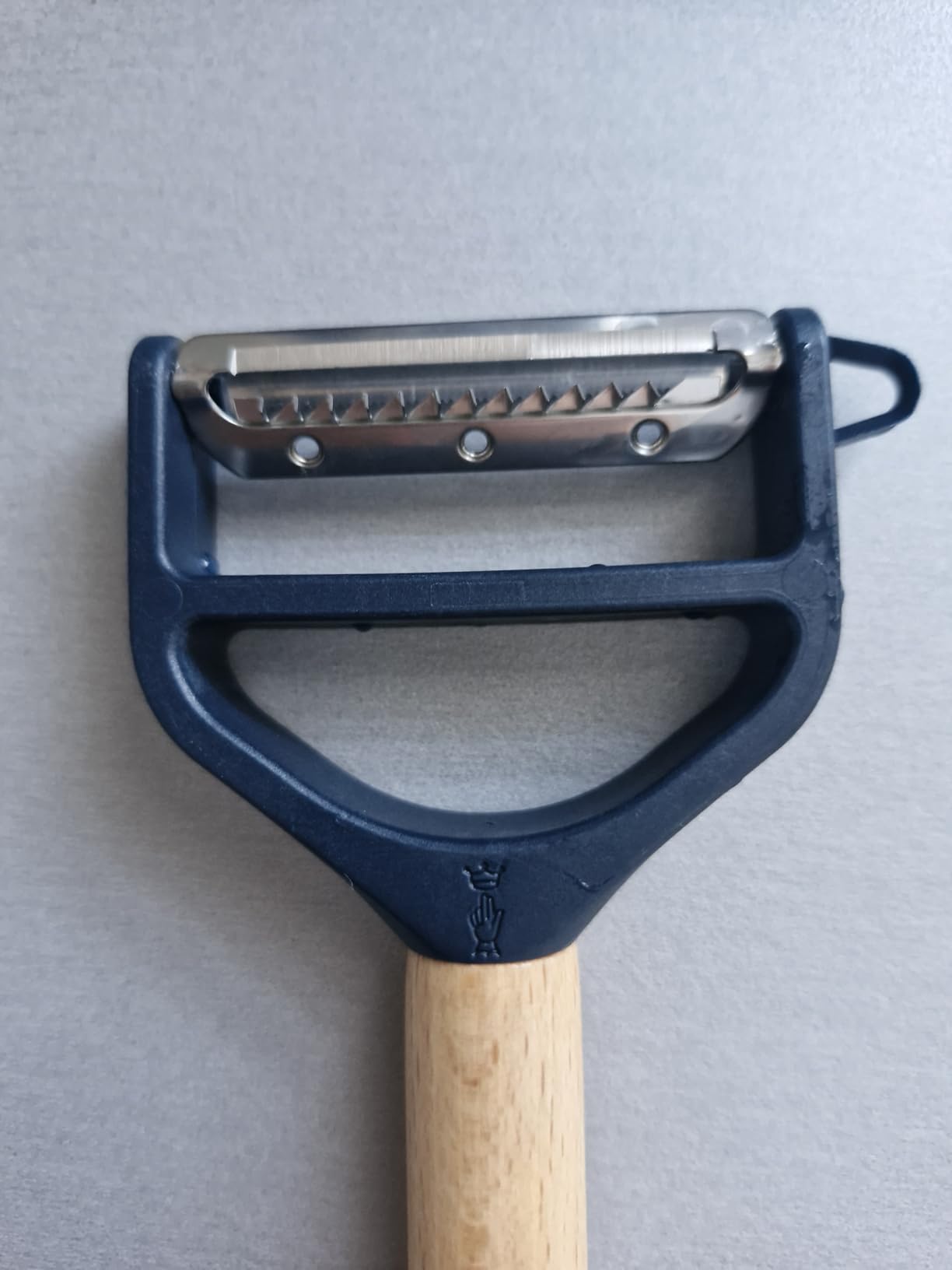 Good peeler, but a bit pricey