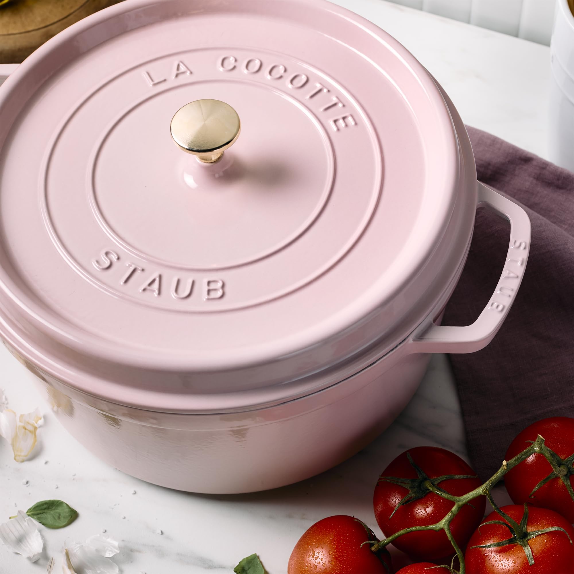 staub-cast-iron-round-cocotte-7-quart-peony-pink-dutch-oven image 5