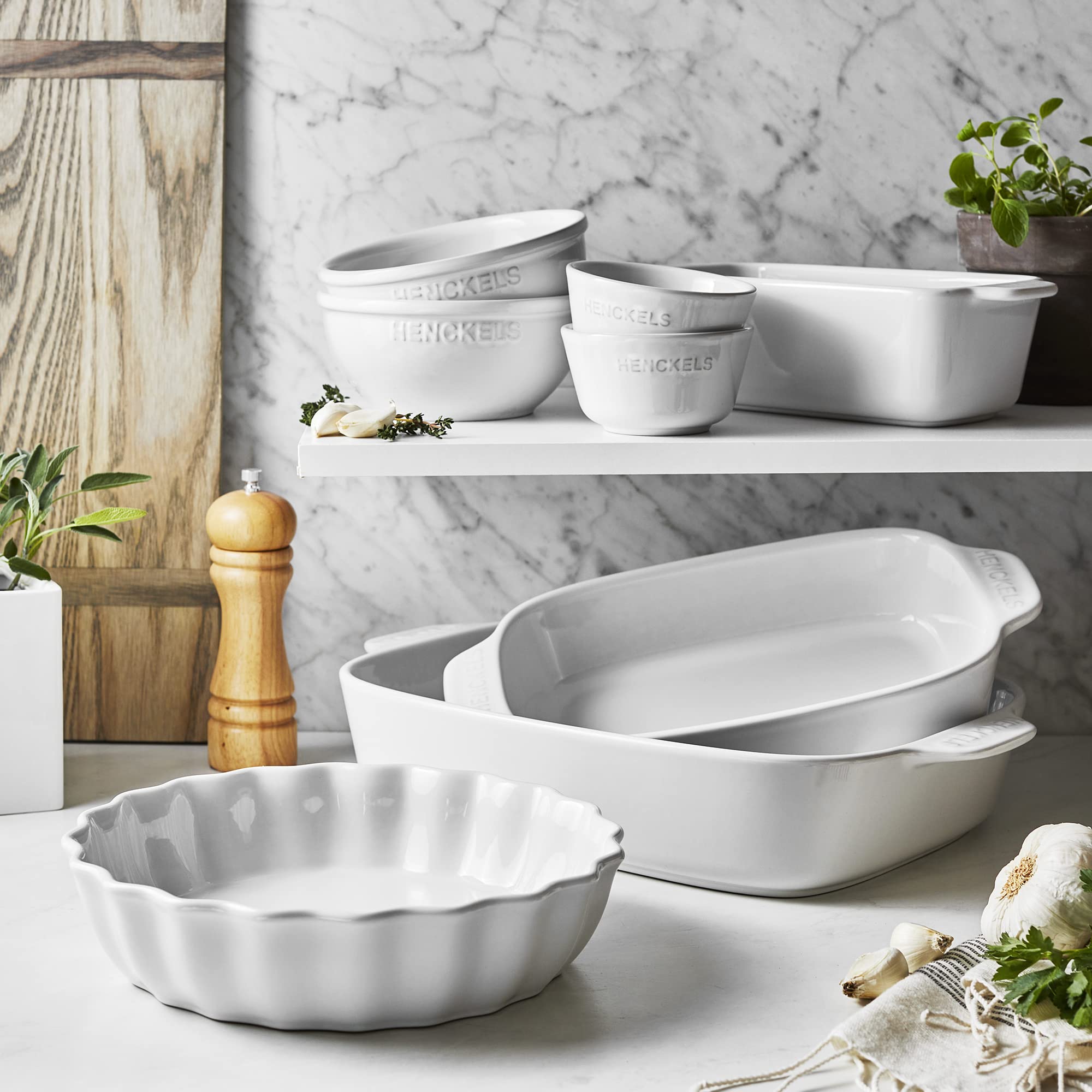 henckels-ceramic-8-piece-mixed-bakeware-serving-set-white image 2