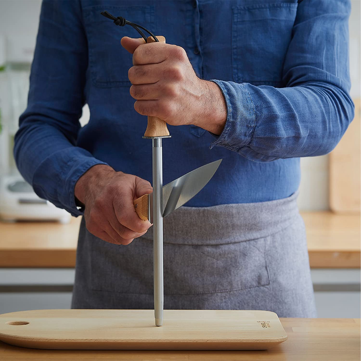opinel-10-inch-diamond-coated-steel-sharpening-rod-with-beech-wood-handle-and-le image 2