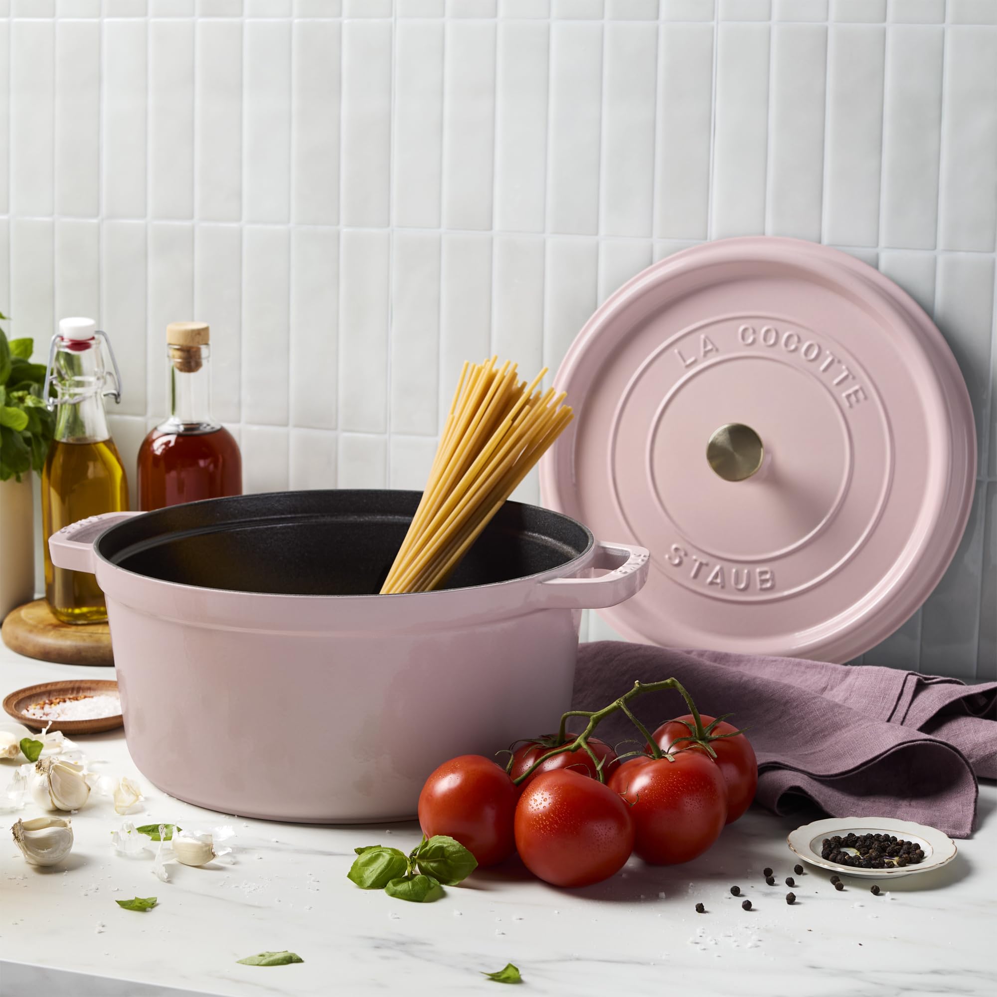 staub-cast-iron-round-cocotte-7-quart-peony-pink-dutch-oven image 4
