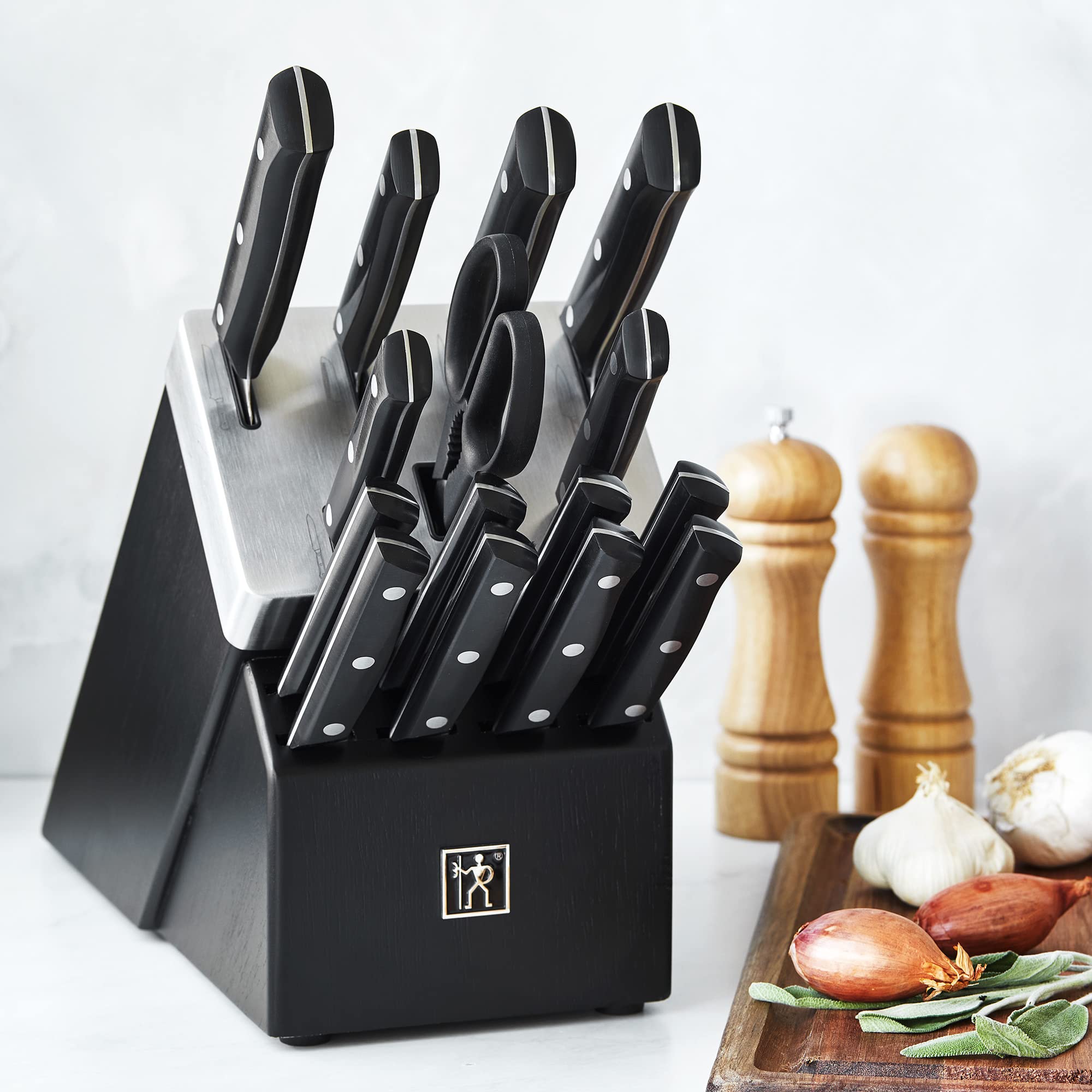 henckels-solution-razor-sharp-16-piece-knife-set-with-block-german-engineered-in image 5