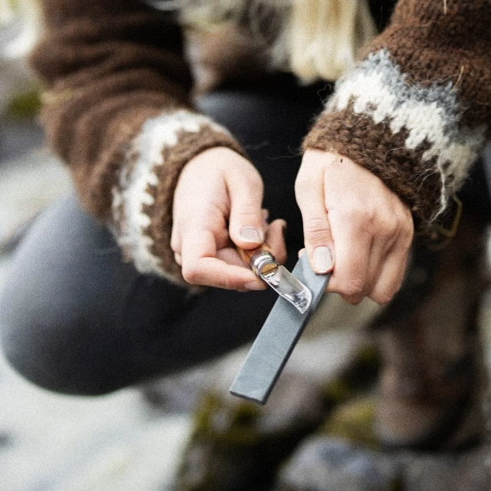 opinel-natural-lombardi-sharpening-stone-10cm-portable-pocket-knife-sharpener-fr image 4