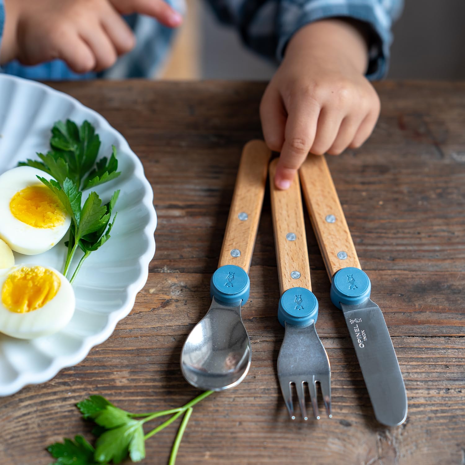 opinel-le-petit-gourmet-3-piece-children-s-cutlery-set-coral image 7
