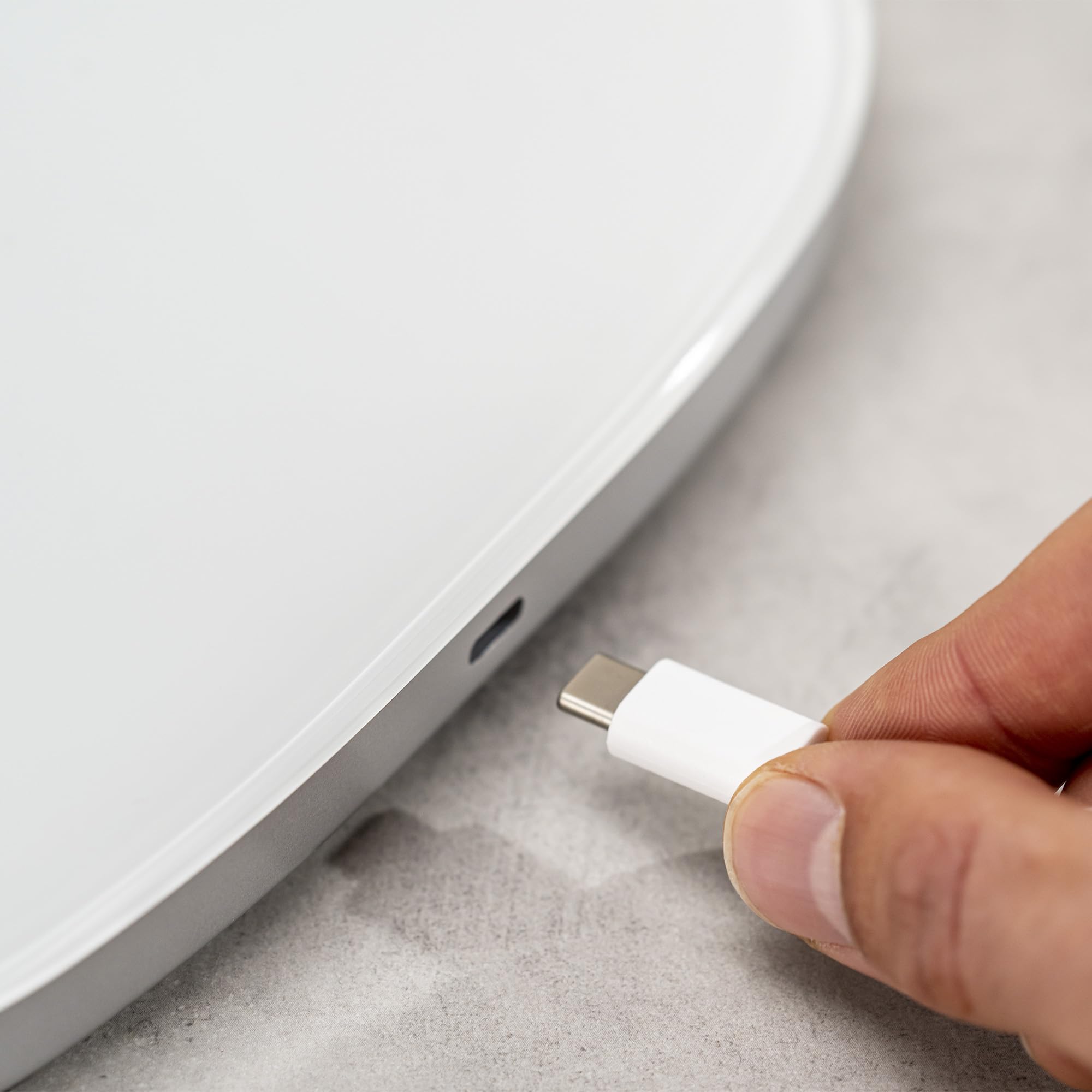 zwilling-enfinigy-2-in-1-digital-kitchen-food-scale-with-wireless-charging-stati image 7