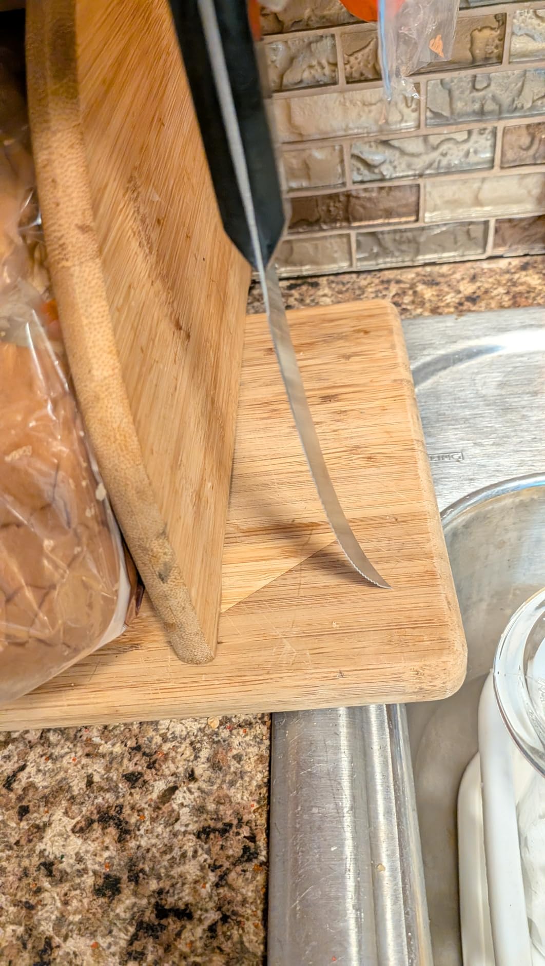 Good knives, but block is bulky