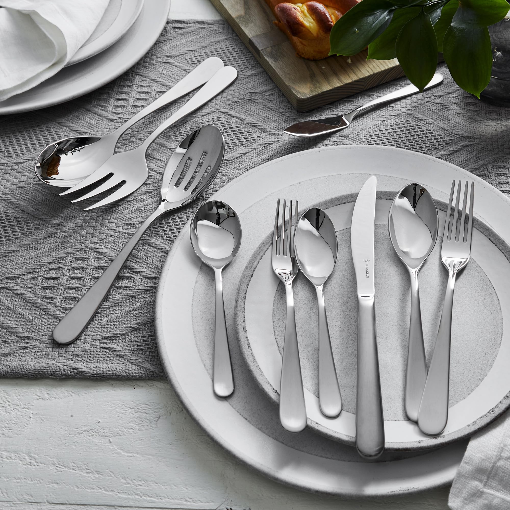 henckels-lucena-65-piece-18-10-stainless-steel-flatware-set image 2
