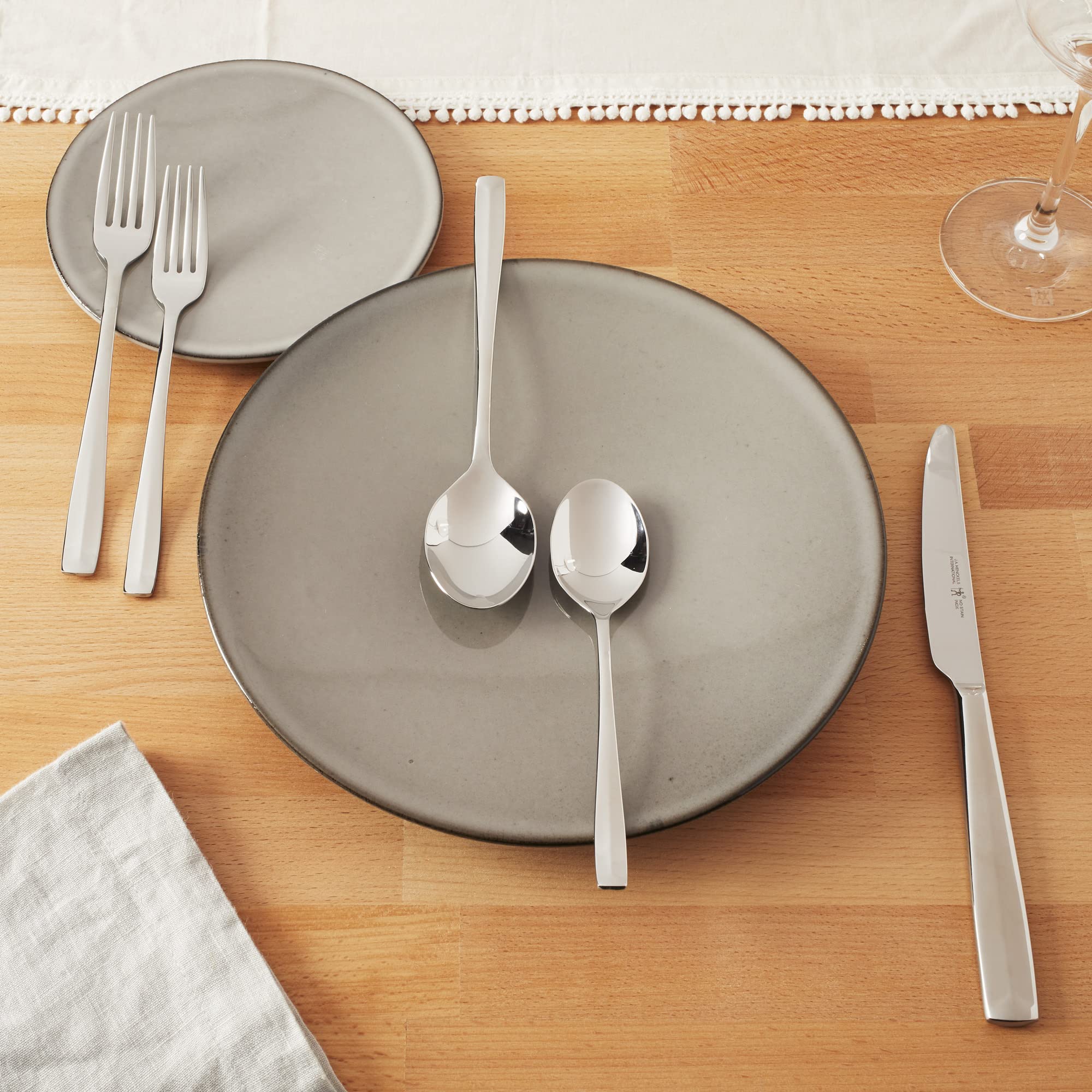 henckels-lani-65-piece-flatware-set-18-10-stainless-steel-mirror-finish image 2