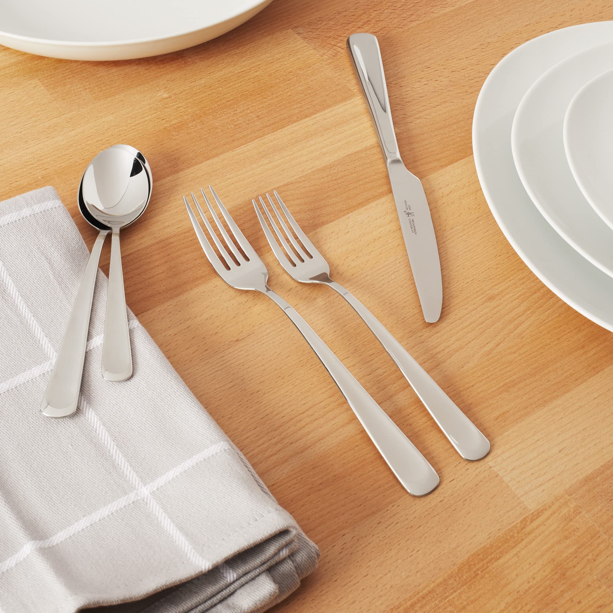 henckels-silvano-45-piece-18-10-stainless-steel-flatware-set-silver image 2