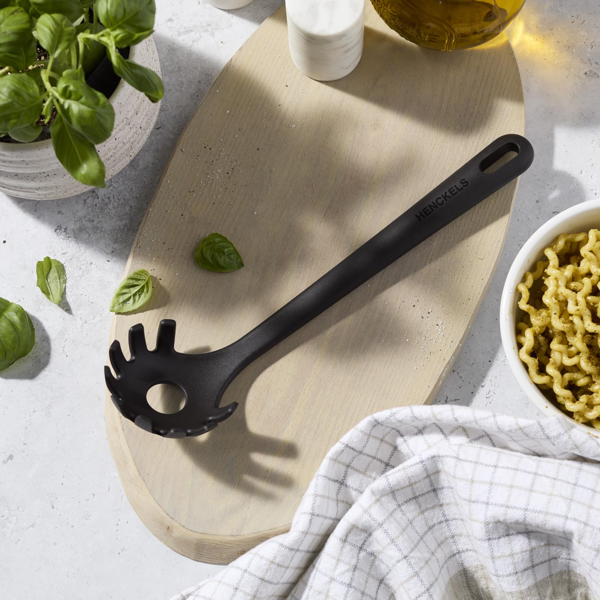 henckels-by-miyabi-silicone-onyx-spaghetti-spoon-heat-resistant-bpa-free-cooking image 2