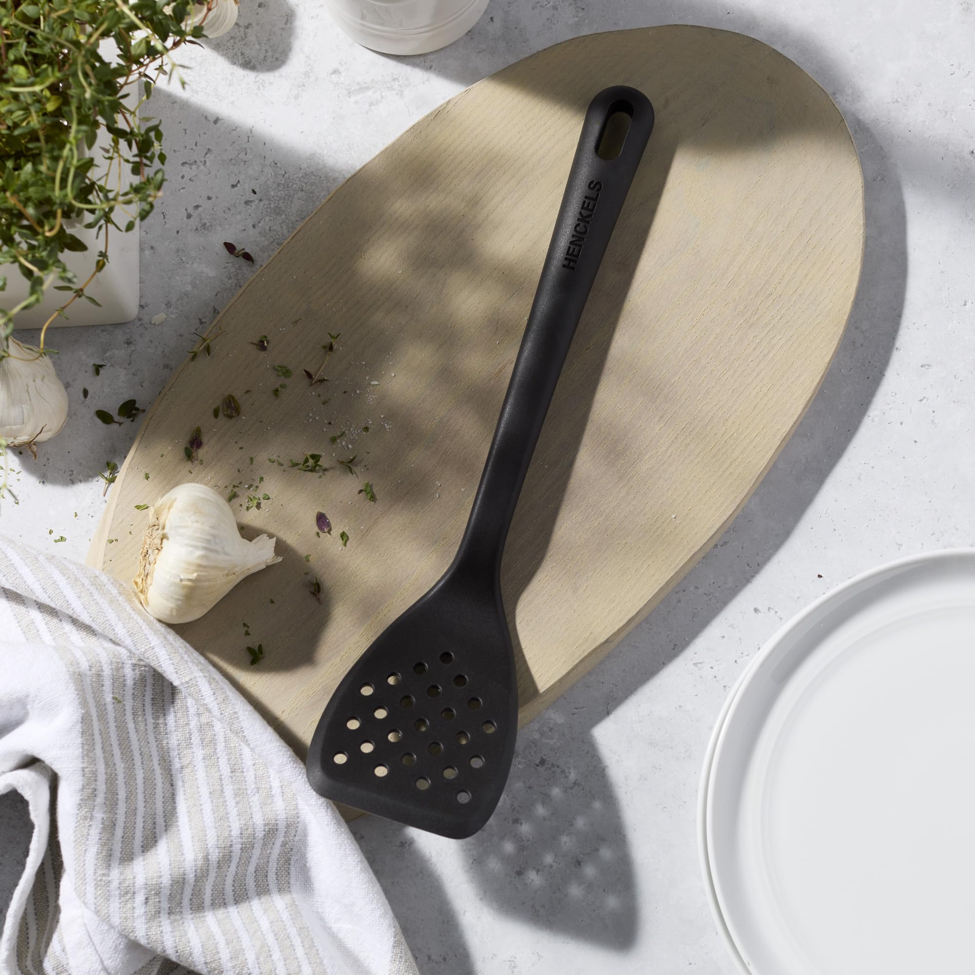 henckels-silicone-onyx-cooking-utensil-fry-pan-turner-heat-resistant-to-446-f-bp image 2