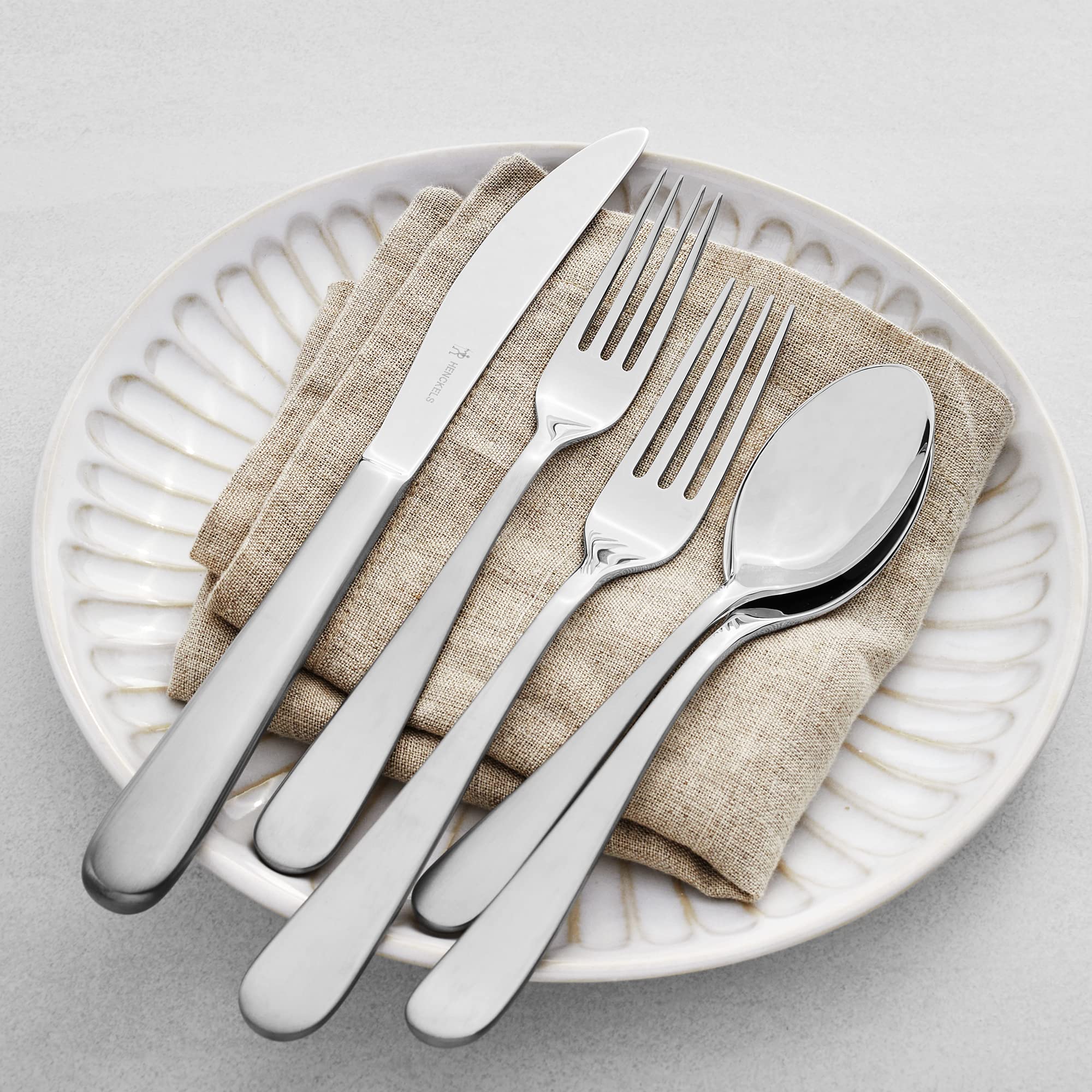 henckels-lucena-65-piece-18-10-stainless-steel-flatware-set image 3