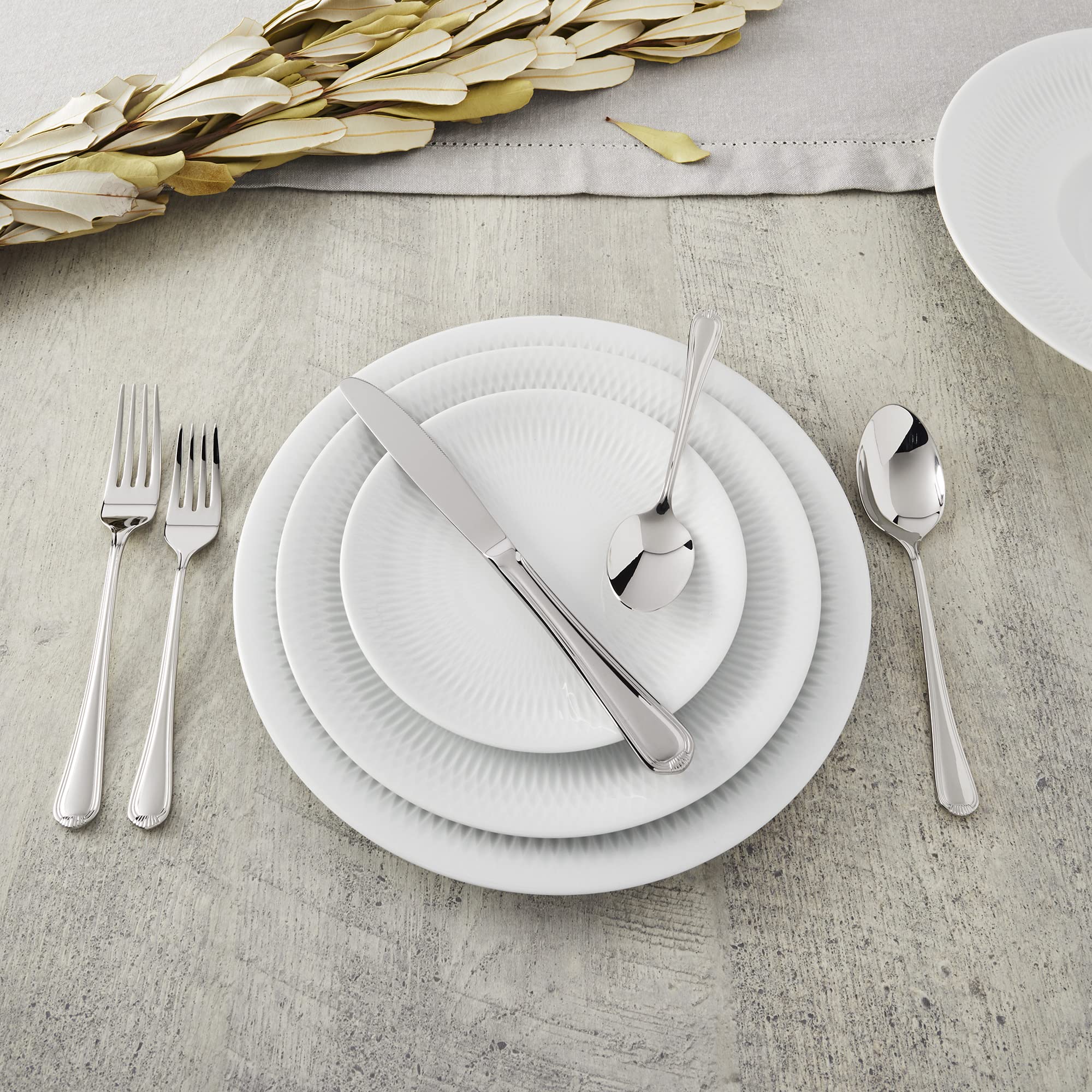 henckels-alcea-65-piece-stainless-steel-flatware-set image 3