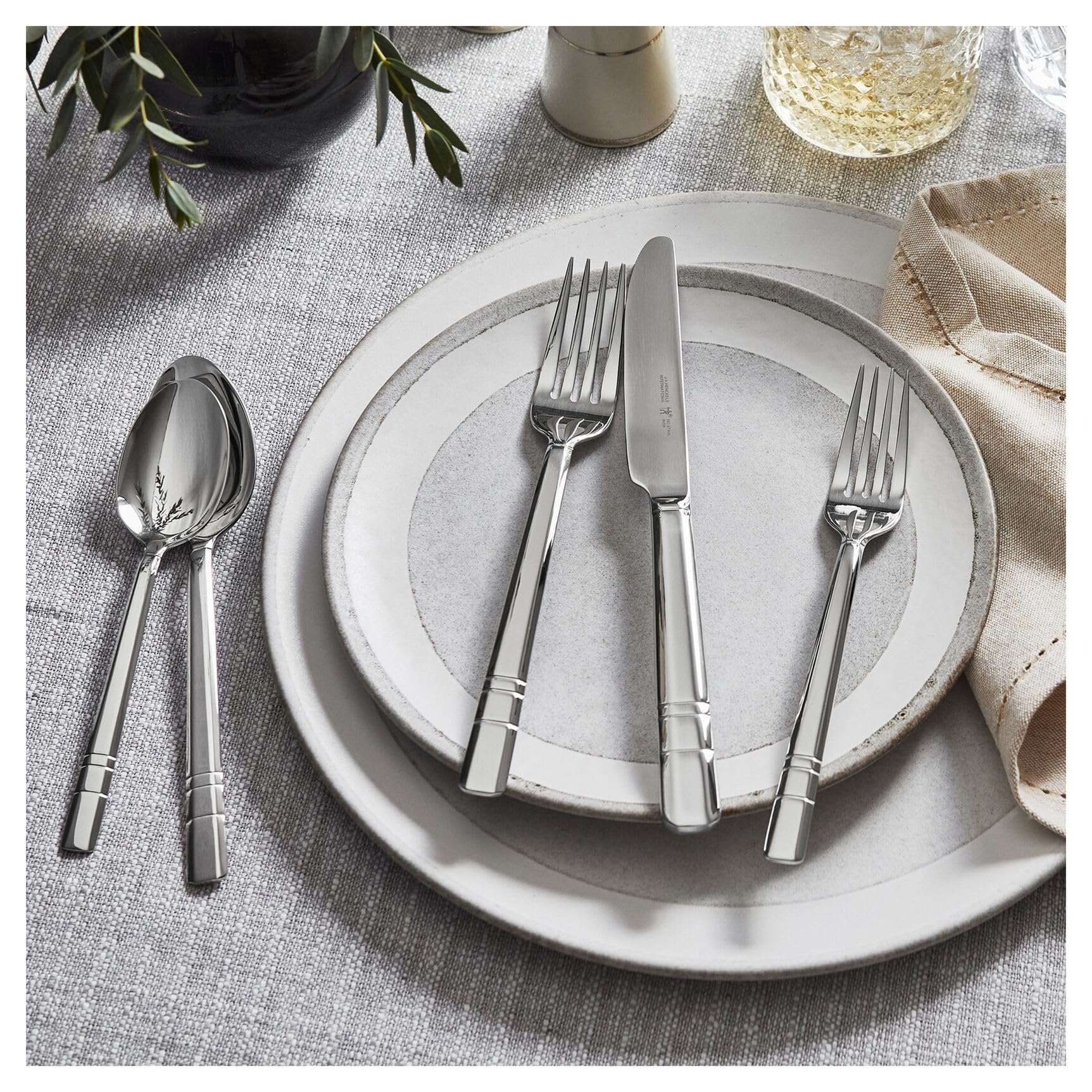 henckels-madison-square-65-piece-flatware-set-18-10-stainless-steel-silver-with- image 6