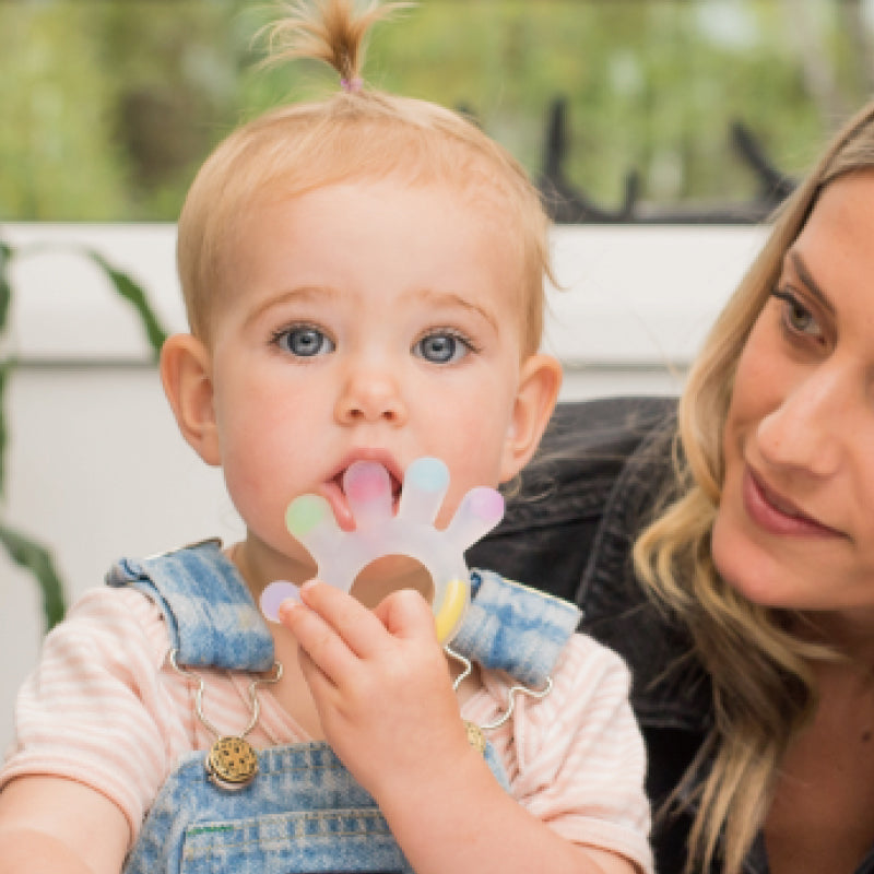 haakaa-silicone-palm-teether-1-pk image 6
