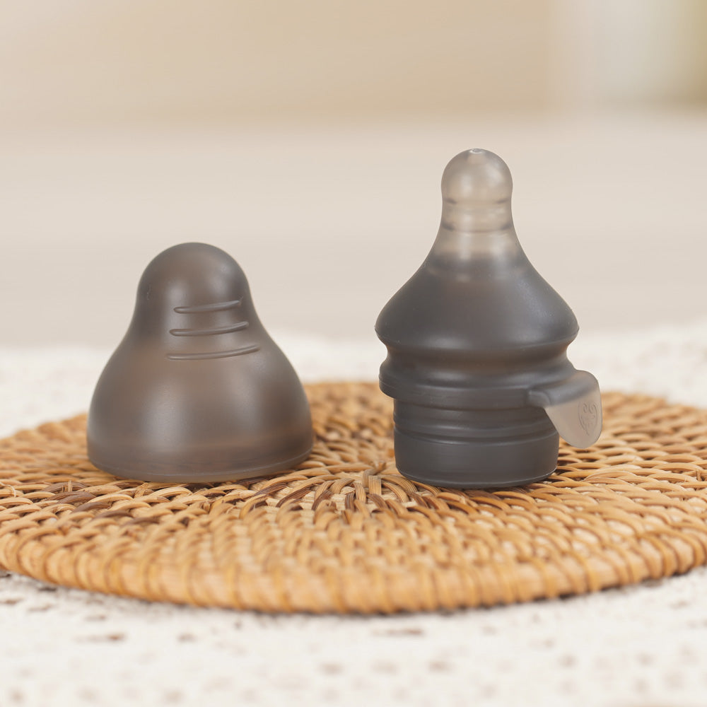 haakaa-silicone-squeeze-feed-attachment-set-convert-storage-bags-into-feeding-po image 4