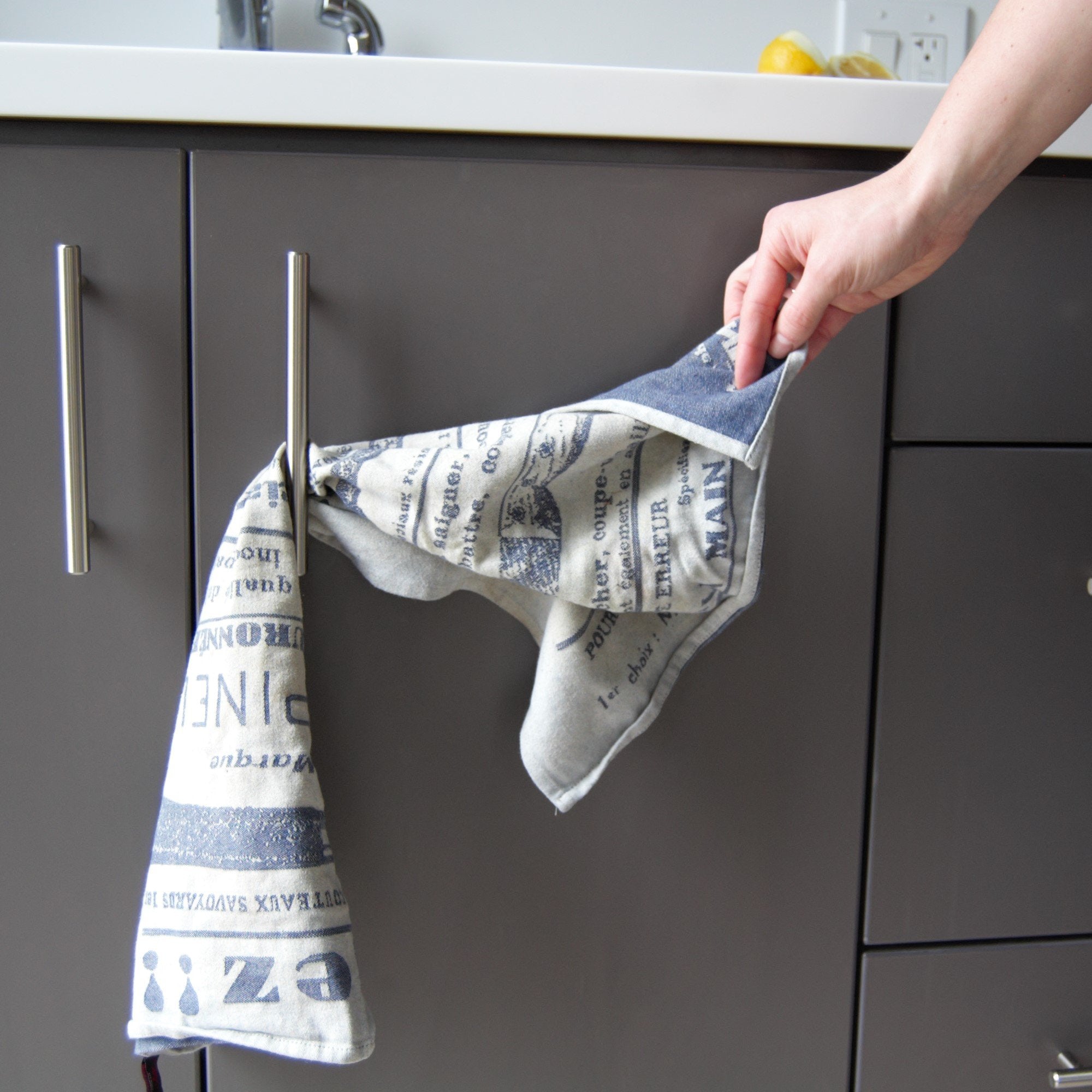 opinel-dish-towel-exigez-100-cotton-reversible-kitchen-accessory image 4