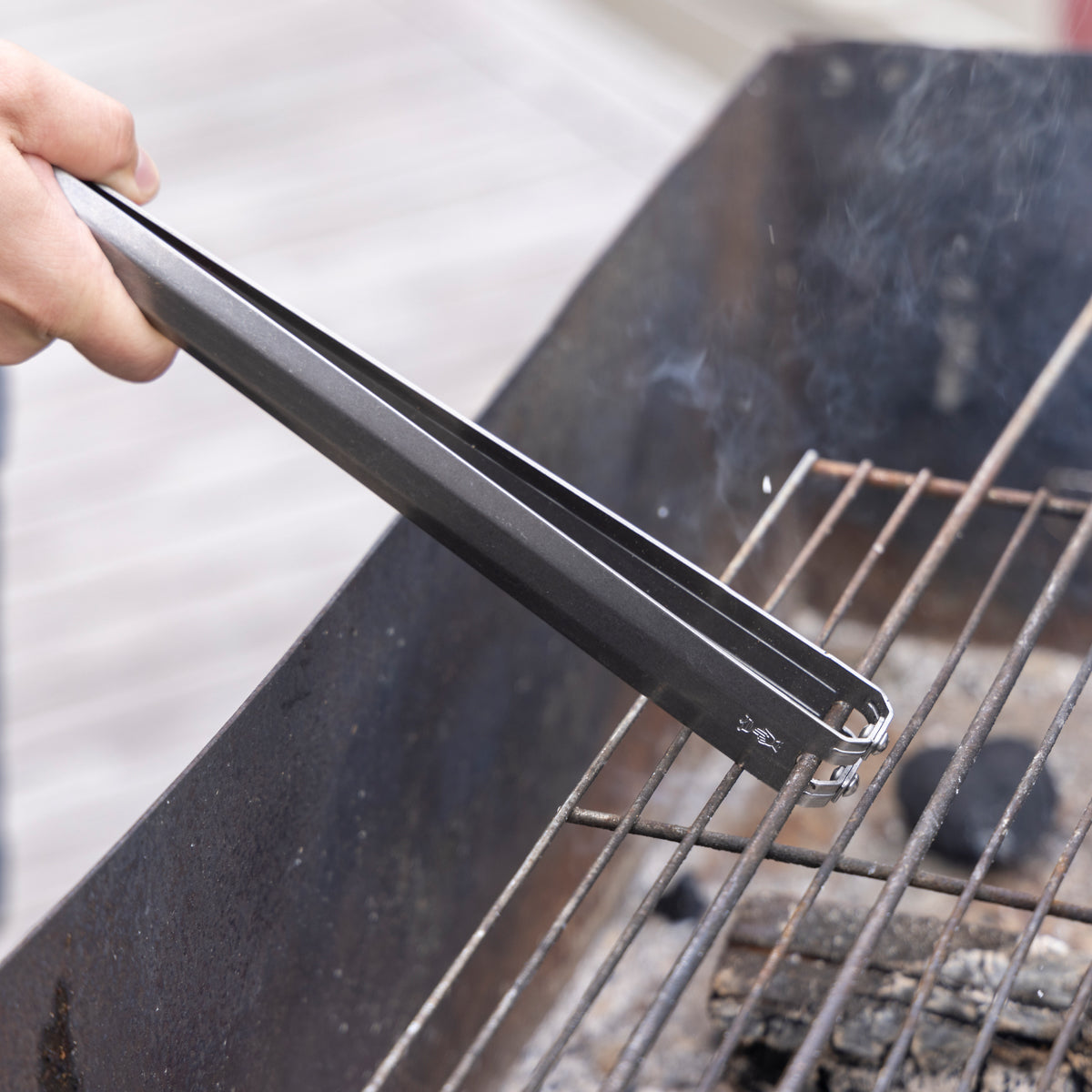 opinel-grilling-set-no-12b-folding-knife-spatula-and-tongs image 4