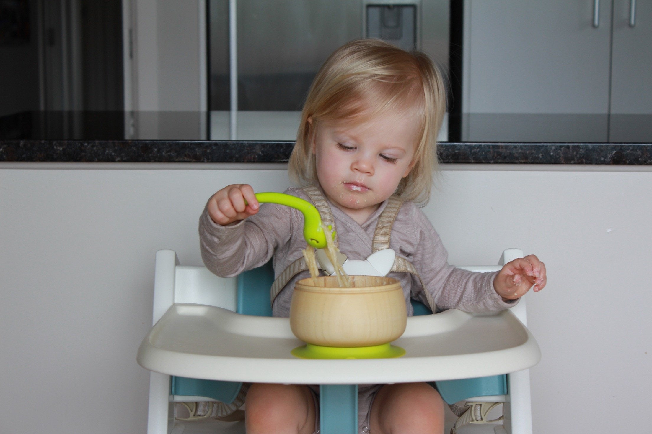 haakaa-silicone-noodle-spoon-baby-led-weaning-tool-100-silicone-pack-of-4 image 5