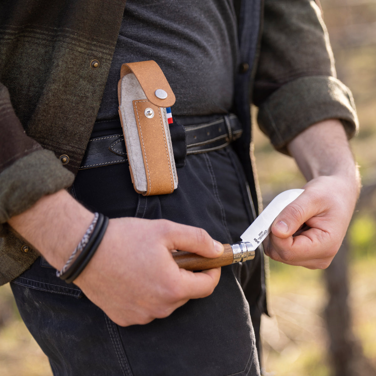 opinel-medium-outdoor-sheath-collection-france image 7