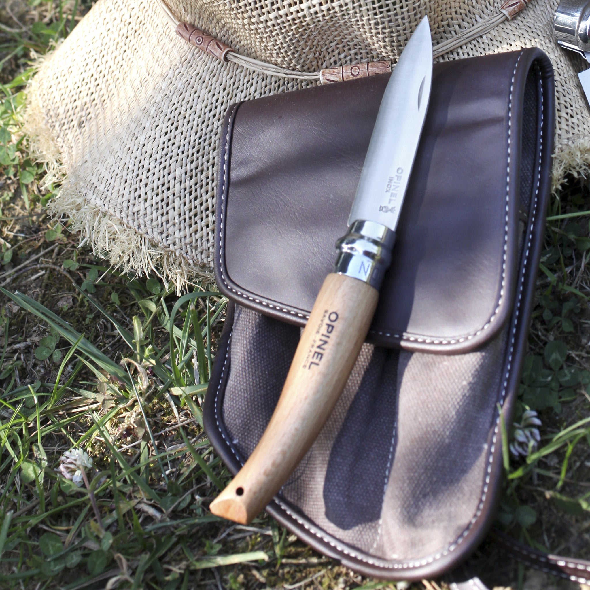 opinel-no-08-folding-gardening-knife-with-beech-handle-second-chance image 2