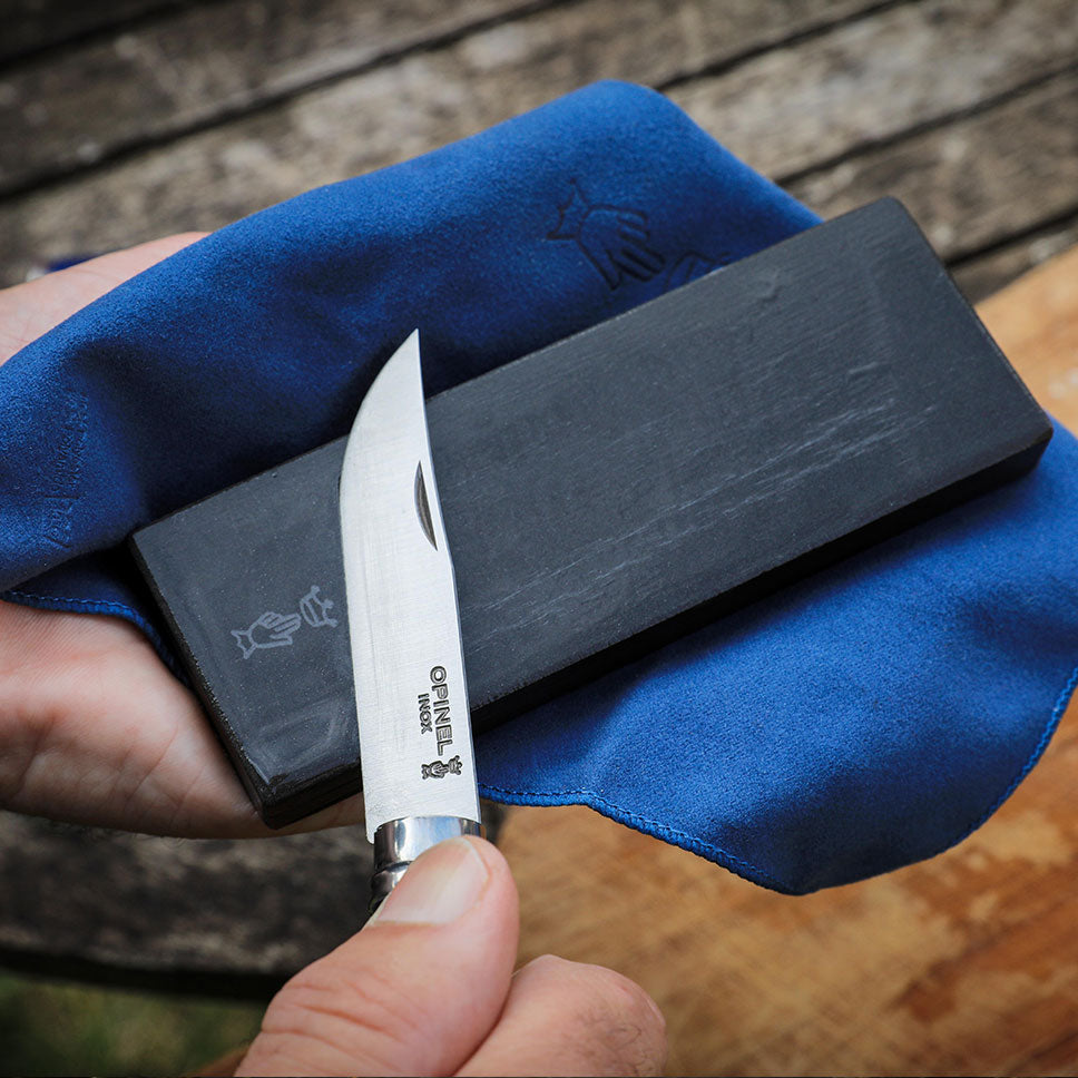 opinel-maintenance-kit-sharpening-stone-oil-cloth-in-metal-box image 2