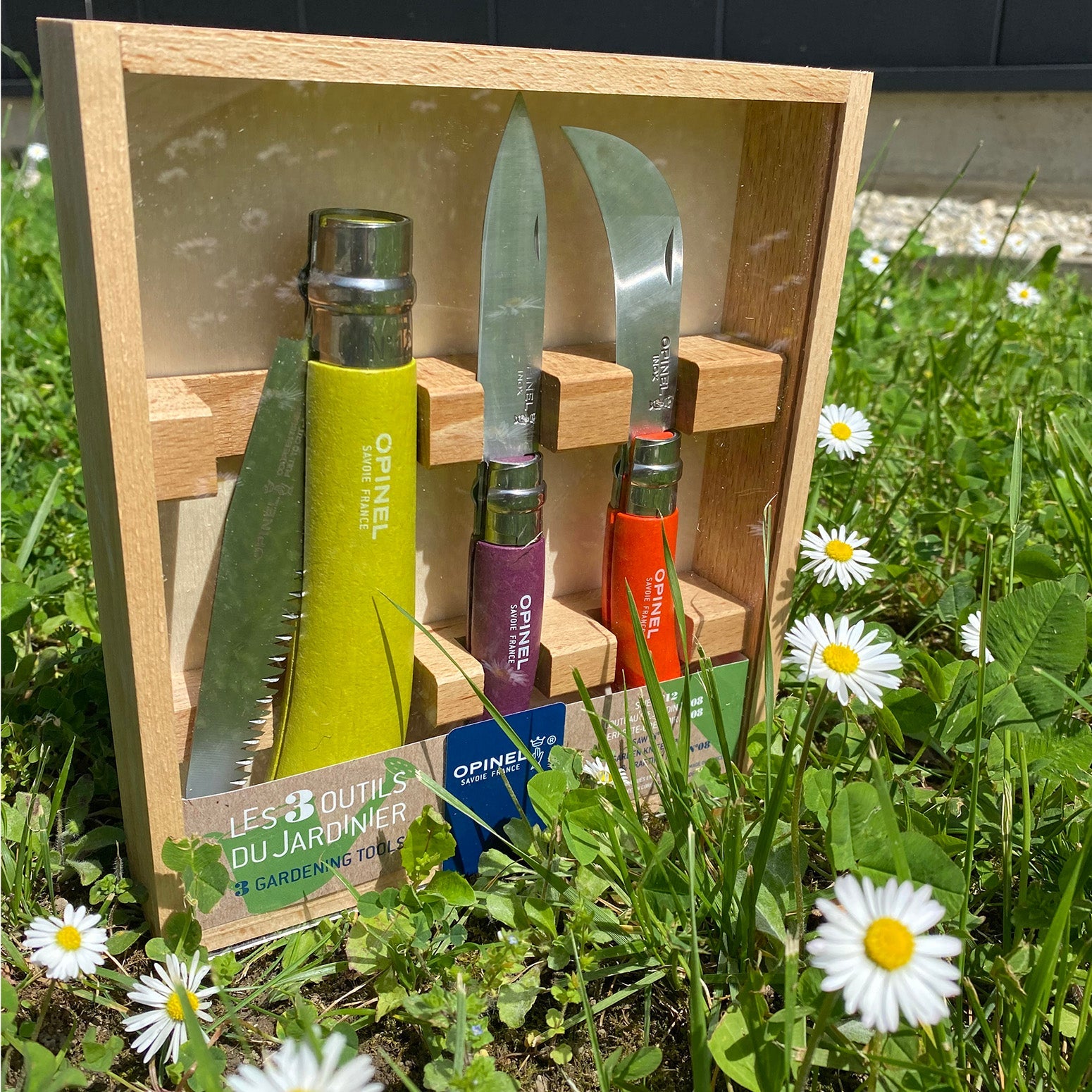 opinel-stainless-carbon-steel-garden-knife-trio-3-tools image 5